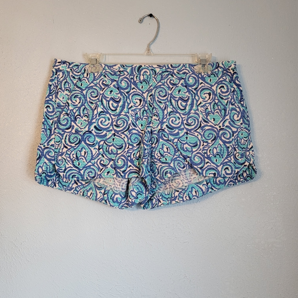 Lilly Pulitzer Sz 8 Adie short Chasing Tails C74